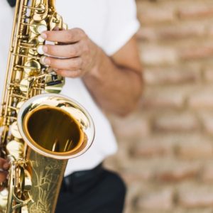 ¿Por qué el saxofón es un instrumento de viento madera?